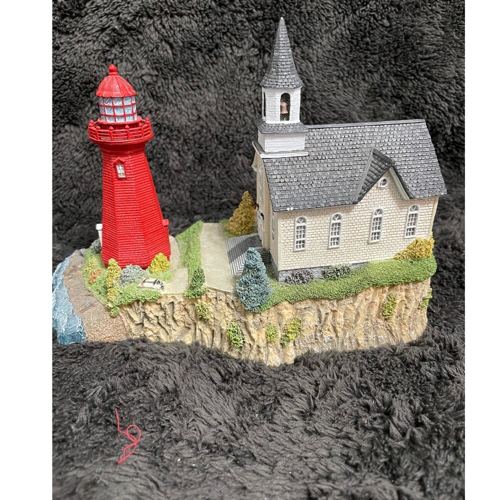 VTG Harbor Lights 2000 LIGHTHOUSE LA MARTRE QUEBEC #255